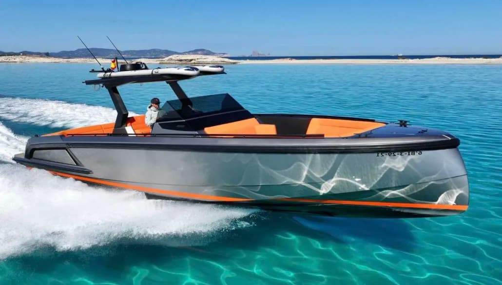 Vanquish VQ40 CAJA TRES